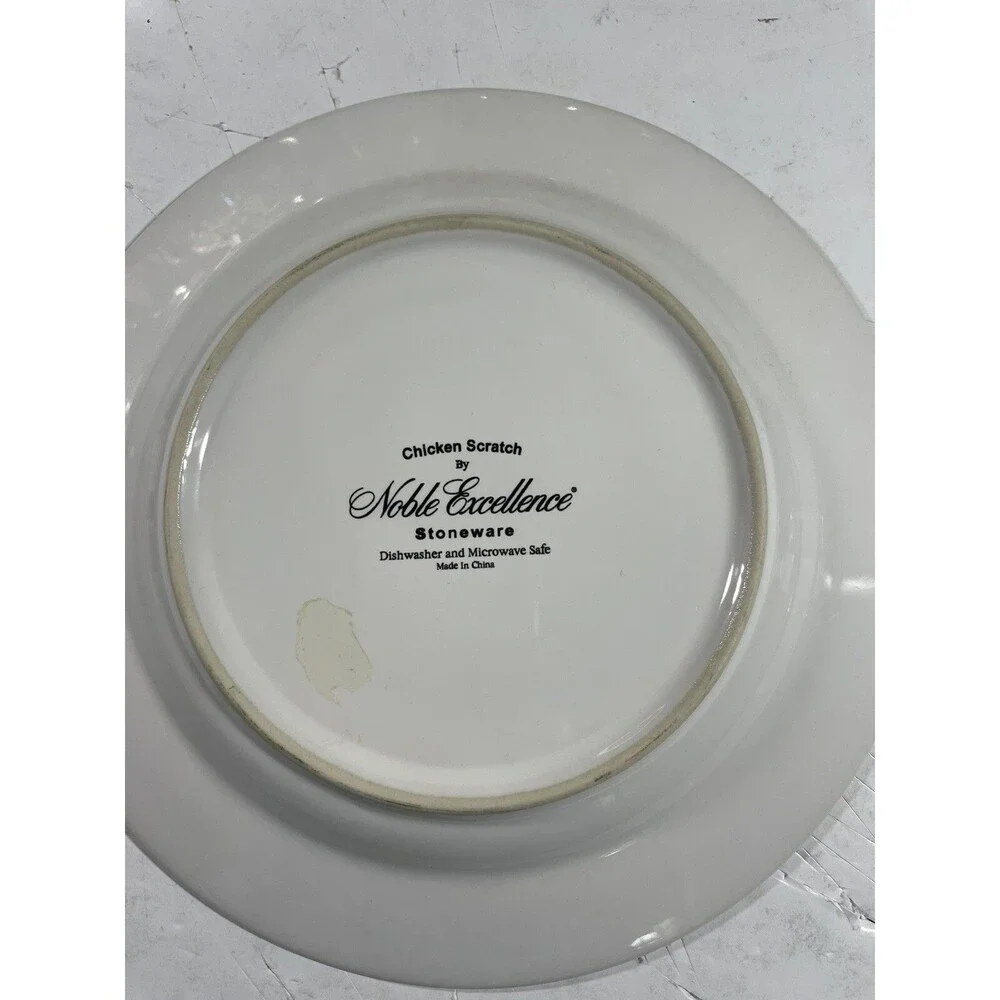 CHICKEN SCRATCH BY NOBLE EXCELLENCE STONEWARE PLATE 8 1/4''